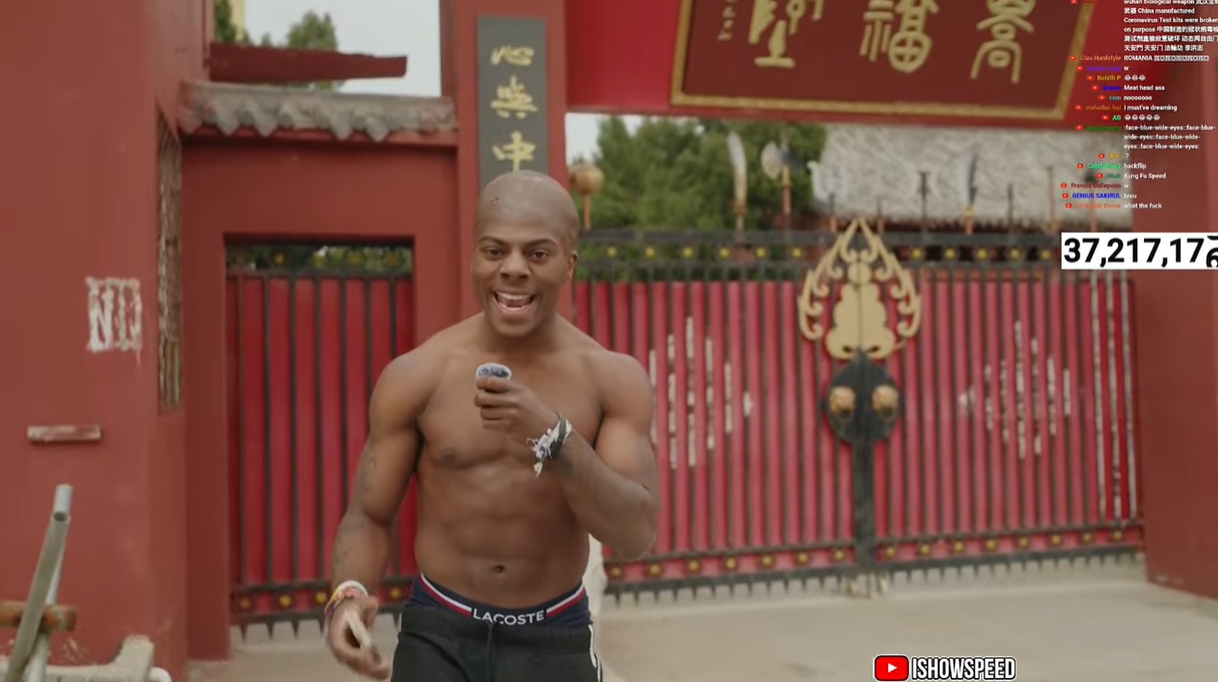光頭造型！Speed中國行來到鄭州少林寺，上香拜佛學(xué)功夫