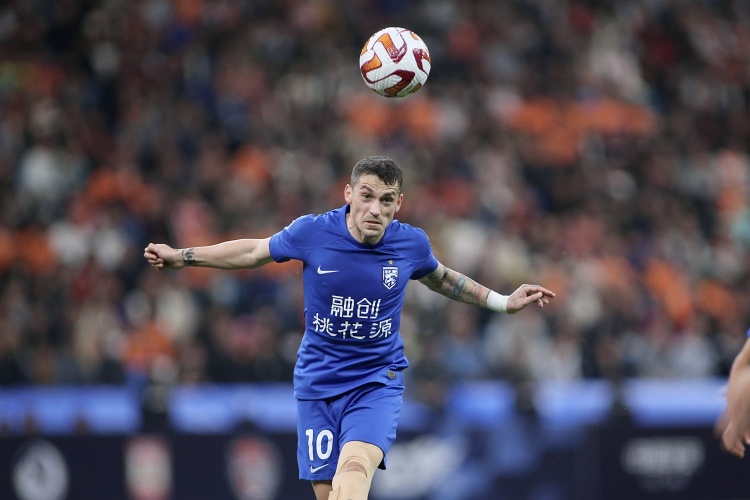 斯基拉：中超舊將斯坦丘接近免簽加盟熱那亞，合同期限到2027年